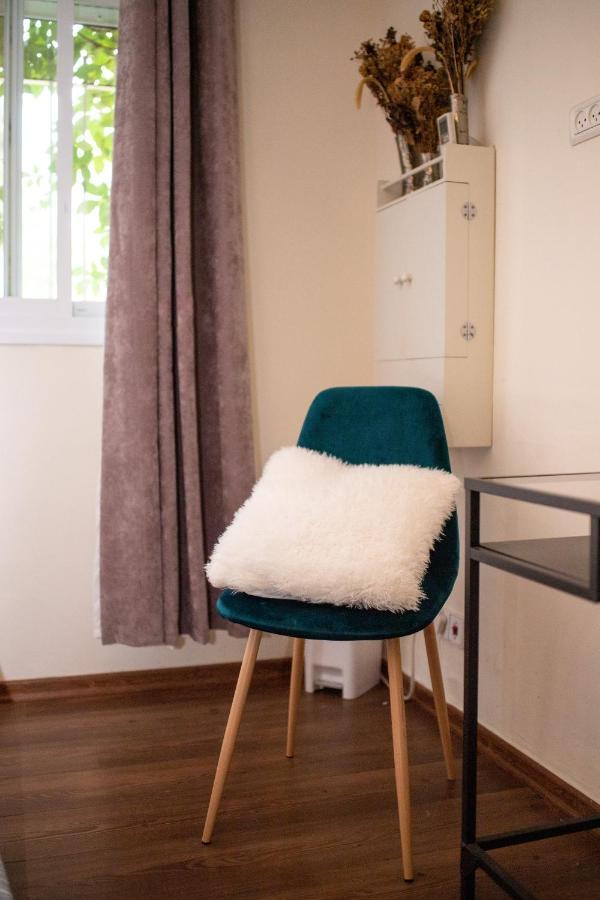 Spacious By The Orient Hotel - 4 Bdr Apartment Иерусалим Экстерьер фото